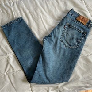 Levi’s 511 Light Wash Jeans — 33x32